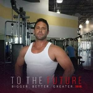 Meet your Posher, Max